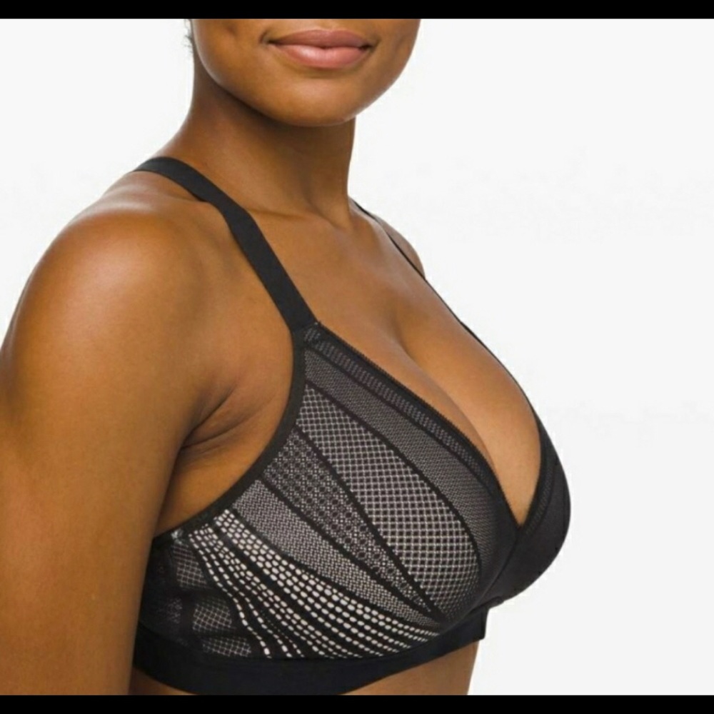 Lululemon 32B Awake to Lace bra - Picture 3 of 7